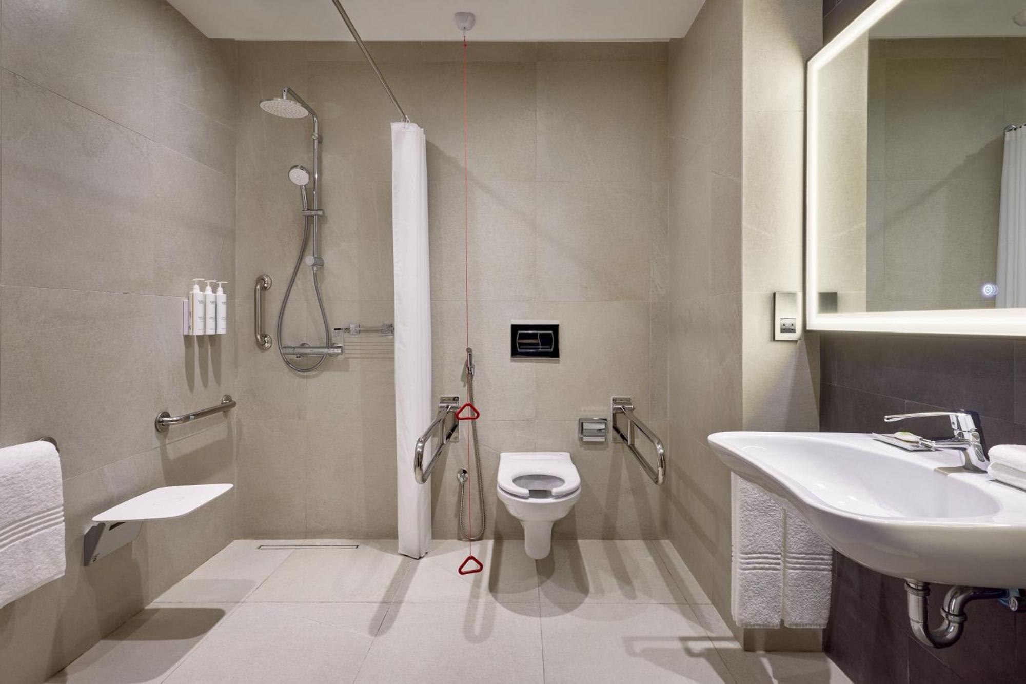 Hotel Courtyard By Marriott Al Jubail Esterno foto