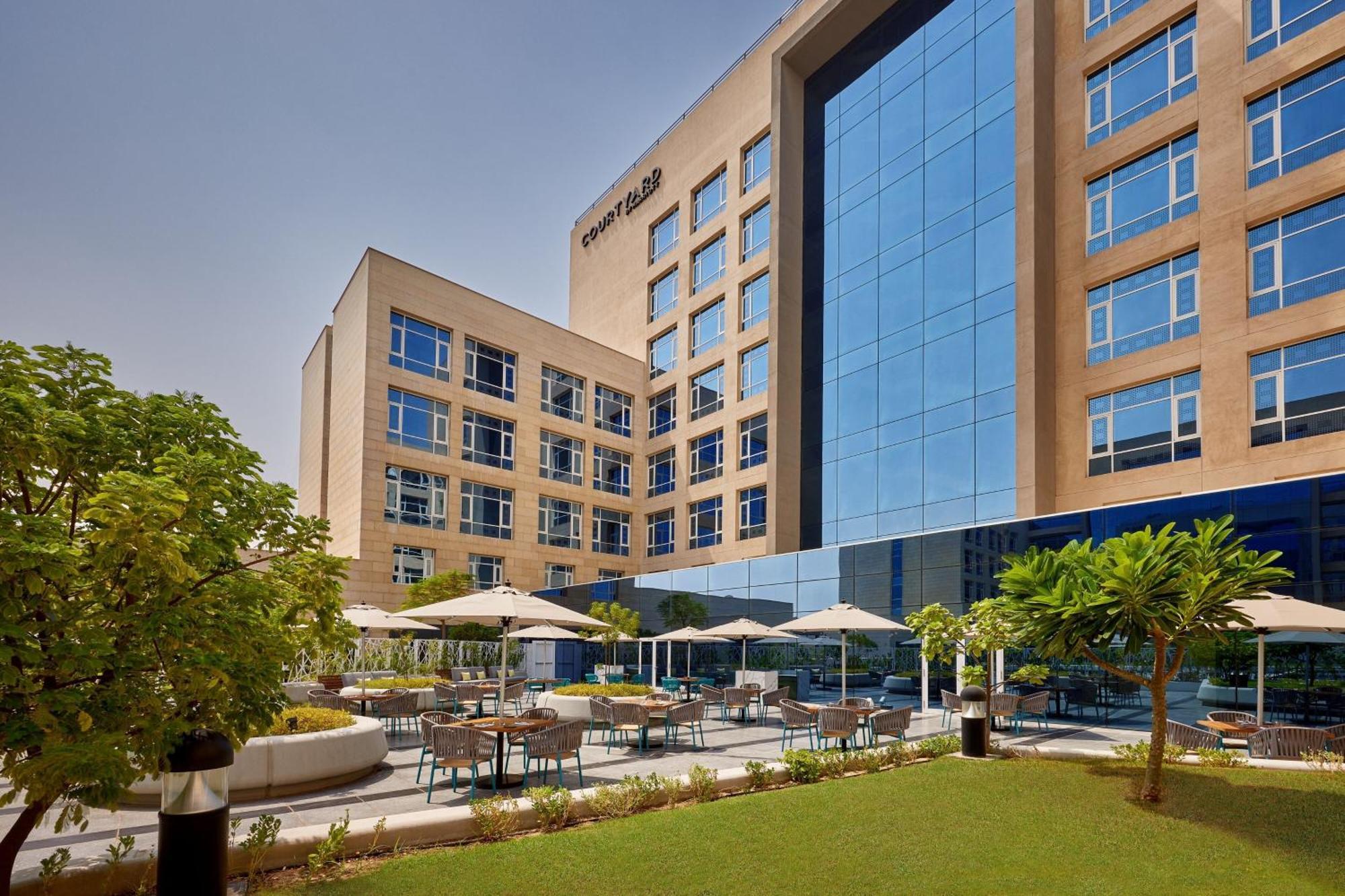 Hotel Courtyard By Marriott Al Jubail Esterno foto